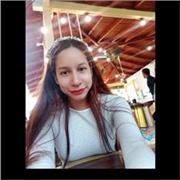 Instructora de yoga para bebes, niños y adultos